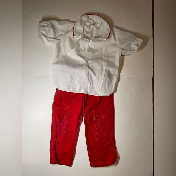 Adorable 3T vintage outfit shirt and red jeans - Picture 1 of 4